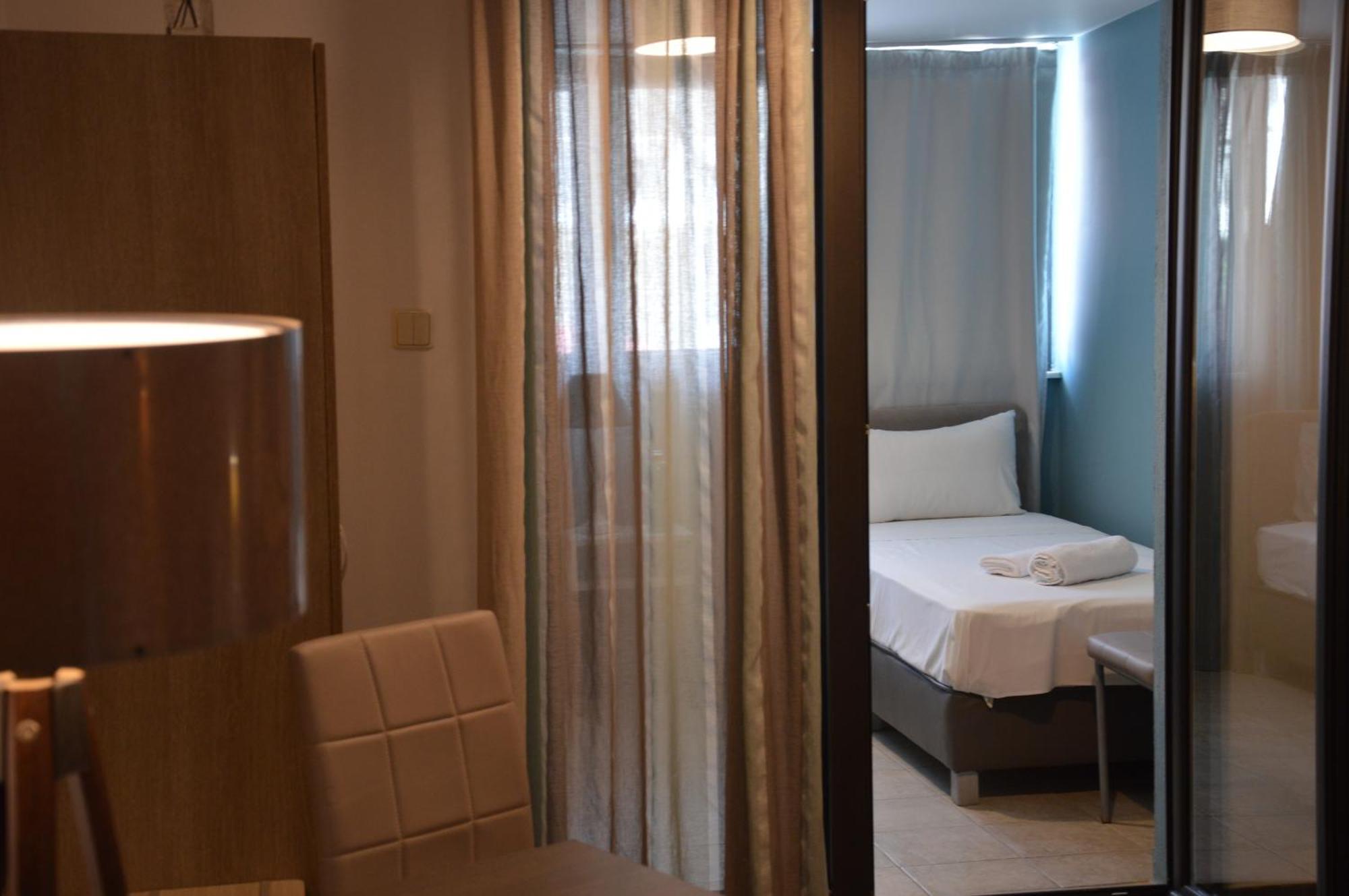 Aqua Mare Sea Side Rooms Nea Kallikrateia Dış mekan fotoğraf