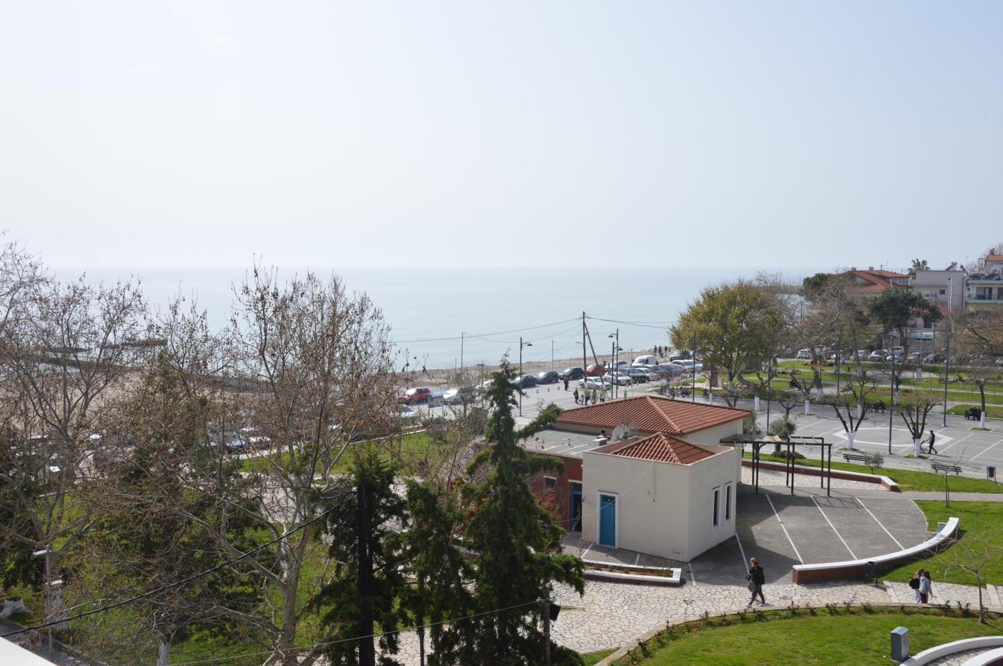Aqua Mare Sea Side Rooms Nea Kallikrateia Dış mekan fotoğraf