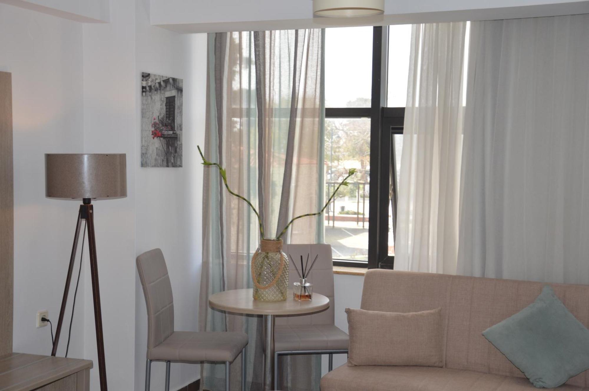 Aqua Mare Sea Side Rooms Nea Kallikrateia Dış mekan fotoğraf